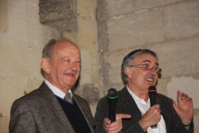 Pierre Barrau, en compagnie d Alain Eyquem, president de la Federation des Moulins de France en mars 2011, au moulin de Porcheres..jpg
